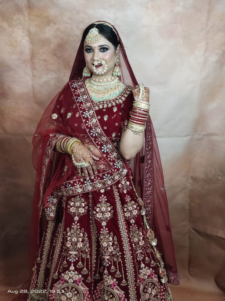 Lehenga on Rent in Mehrauli