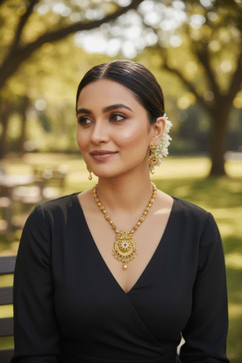 Rajwada Surya Kundan Set